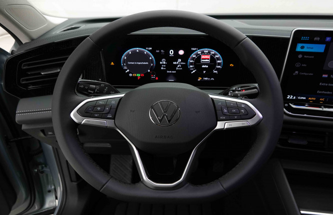 VOLKSWAGEN_VOLKSWAGEN_TIGUAN_2652546_9.jpg