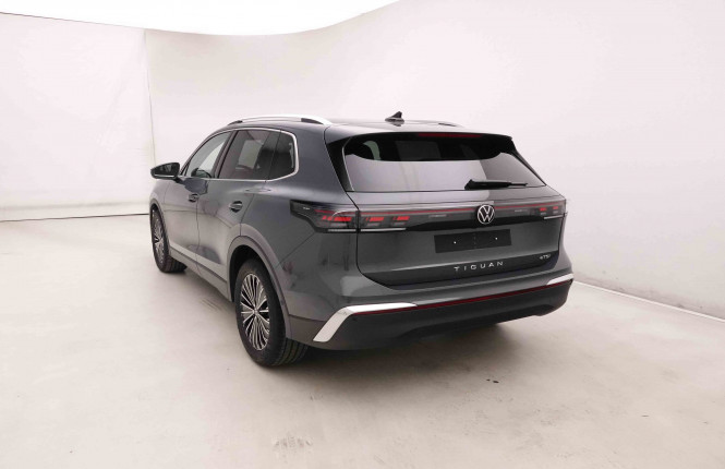 VOLKSWAGEN_VOLKSWAGEN_TIGUAN_2652946_30.jpg