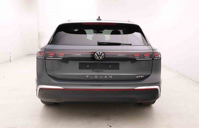 VOLKSWAGEN_VOLKSWAGEN_TIGUAN_2652946_31.jpg