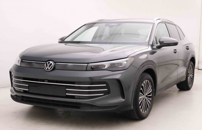 VOLKSWAGEN_VOLKSWAGEN_TIGUAN_2652948_21.jpg