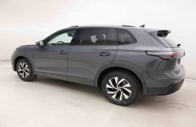 VOLKSWAGEN_VOLKSWAGEN_TIGUAN_2653515_27.jpg