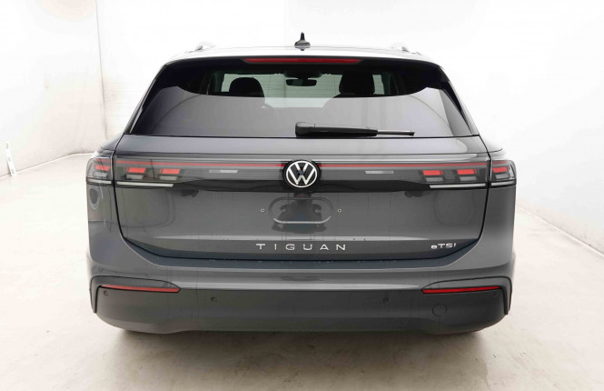 VOLKSWAGEN_VOLKSWAGEN_TIGUAN_2653515_30.jpg VOLKSWAGEN_VOLKSWAGEN_TIGUAN_2653515_30.jpg