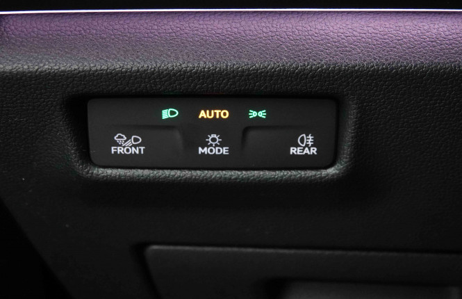 VOLKSWAGEN_VOLKSWAGEN_TIGUAN_2654011_21.jpg