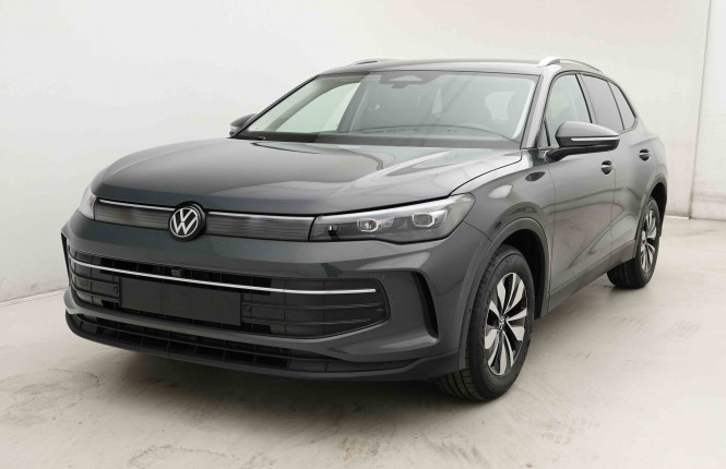 VOLKSWAGEN_VOLKSWAGEN_TIGUAN_2654011_26.jpg