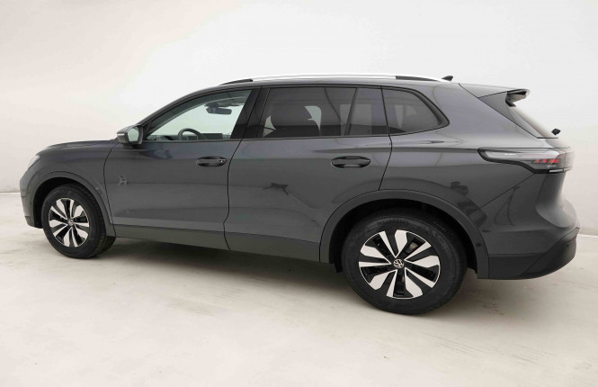 VOLKSWAGEN_VOLKSWAGEN_TIGUAN_2654011_28.jpg
