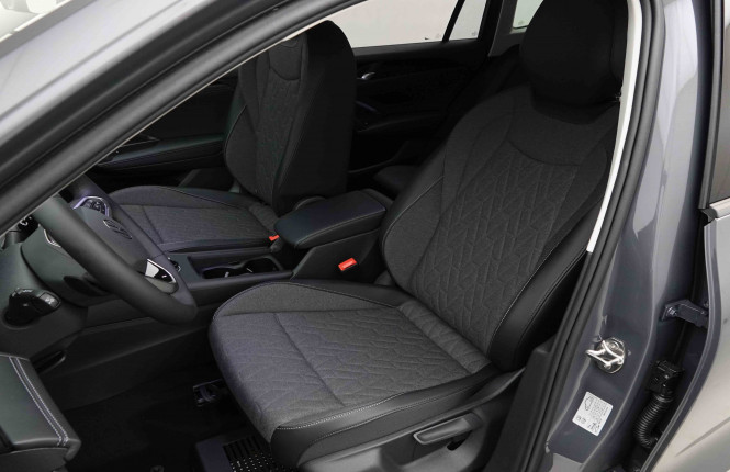 VOLKSWAGEN_VOLKSWAGEN_TIGUAN_2654011_7.jpg