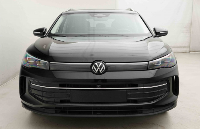 VOLKSWAGEN_VOLKSWAGEN_TIGUAN_2654012_27.jpg