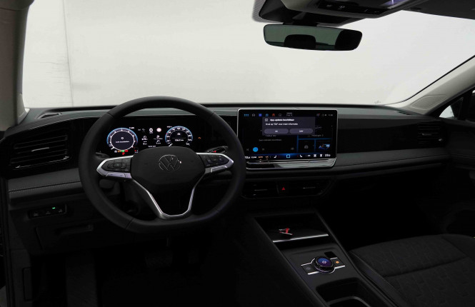 VOLKSWAGEN_VOLKSWAGEN_TIGUAN_2654012_8.jpg