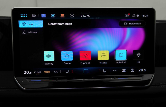 VOLKSWAGEN_VOLKSWAGEN_TIGUAN_2654015_12.jpg