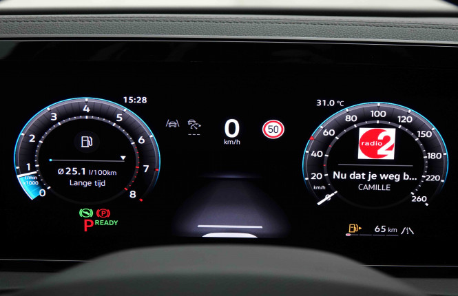 VOLKSWAGEN_VOLKSWAGEN_TIGUAN_2654015_15.jpg