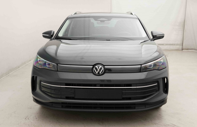 VOLKSWAGEN_VOLKSWAGEN_TIGUAN_2654015_26.jpg
