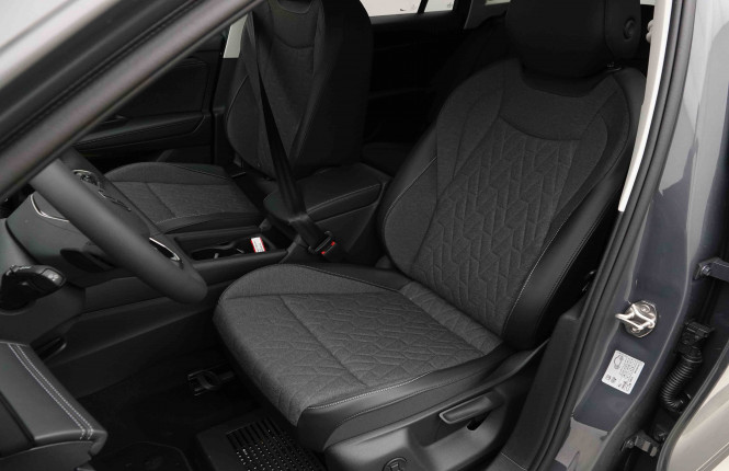 VOLKSWAGEN_VOLKSWAGEN_TIGUAN_2654015_7.jpg