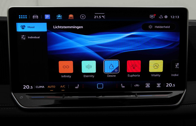 VOLKSWAGEN_VOLKSWAGEN_TIGUAN_2654016_13.jpg
