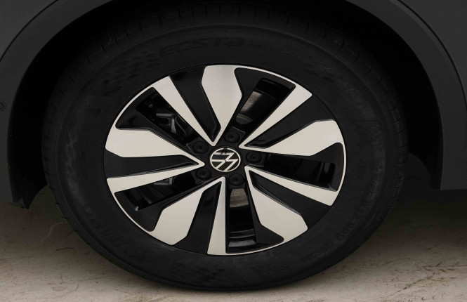VOLKSWAGEN_VOLKSWAGEN_TIGUAN_2654016_22.jpg