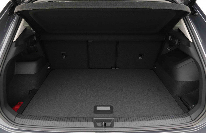 VOLKSWAGEN_VOLKSWAGEN_TIGUAN_2654016_5.jpg