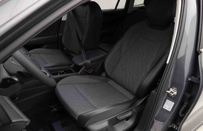 VOLKSWAGEN_VOLKSWAGEN_TIGUAN_2654016_7.jpg