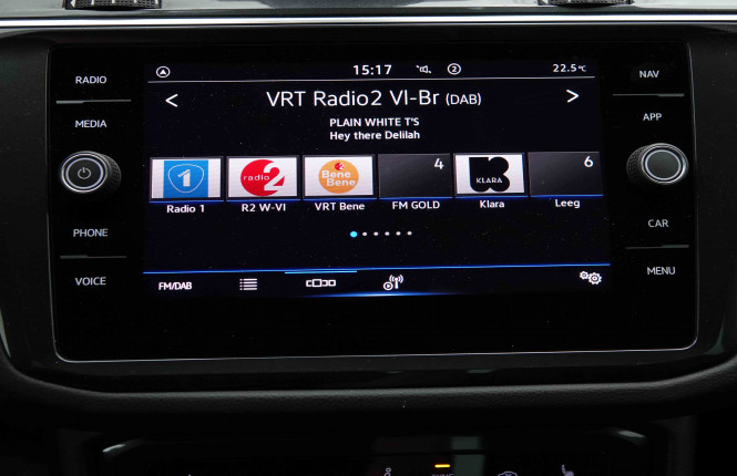 VOLKSWAGEN_VOLKSWAGEN_TIGUAN_2654206_10.jpg