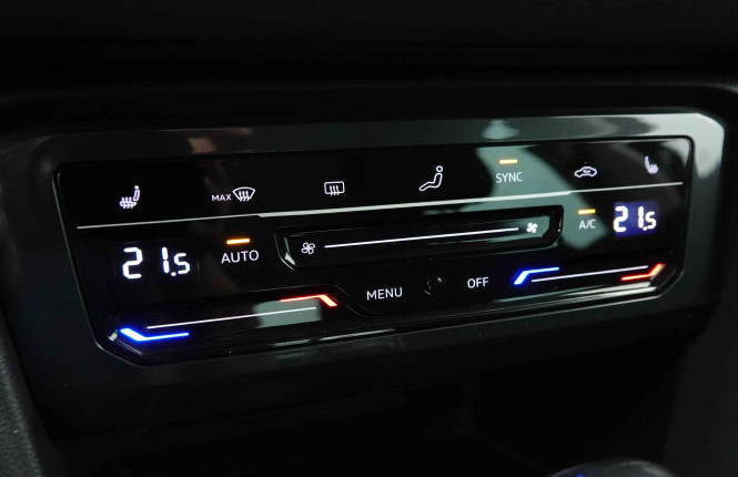 VOLKSWAGEN_VOLKSWAGEN_TIGUAN_2654206_13.jpg
