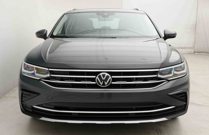 VOLKSWAGEN_VOLKSWAGEN_TIGUAN_2654206_24.jpg