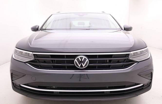 VOLKSWAGEN_VOLKSWAGEN_TIGUAN_2654292_23.jpg