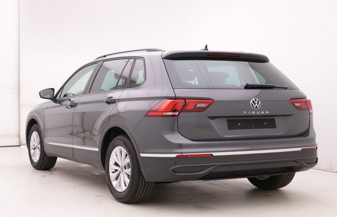 VOLKSWAGEN_VOLKSWAGEN_TIGUAN_2654292_25.jpg