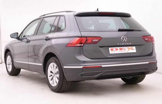 VOLKSWAGEN_VOLKSWAGEN_TIGUAN_2654292_30.jpg