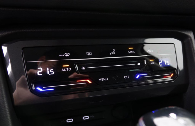 VOLKSWAGEN_VOLKSWAGEN_TIGUAN_2654292_41.jpg