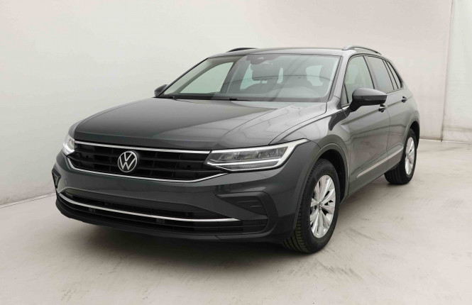 VOLKSWAGEN_VOLKSWAGEN_TIGUAN_2654292_72.jpg