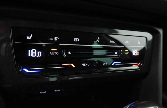 VOLKSWAGEN_VOLKSWAGEN_TIGUAN_2654577_14.jpg VOLKSWAGEN_VOLKSWAGEN_TIGUAN_2654577_14.jpg