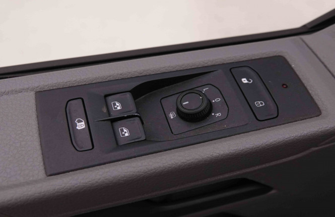 VOLKSWAGEN_VOLKSWAGEN_TRANSPORTE_2548292_16.jpg
