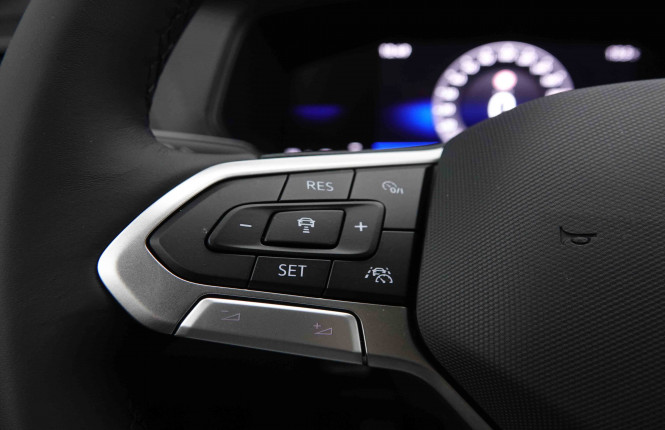 VOLKSWAGEN_VOLKSWAGEN_T_CROSS_2549347_18.jpg