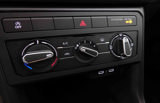 VOLKSWAGEN_VOLKSWAGEN_T_CROSS_2551144_12.jpg VOLKSWAGEN_VOLKSWAGEN_T_CROSS_2551144_12.jpg