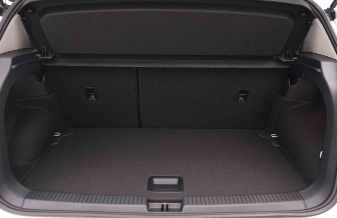 VOLKSWAGEN_VOLKSWAGEN_T_CROSS_2551149_5.jpg VOLKSWAGEN_VOLKSWAGEN_T_CROSS_2551149_5.jpg