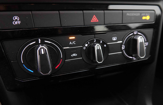 VOLKSWAGEN_VOLKSWAGEN_T_CROSS_2651981_12.jpg VOLKSWAGEN_VOLKSWAGEN_T_CROSS_2651981_12.jpg