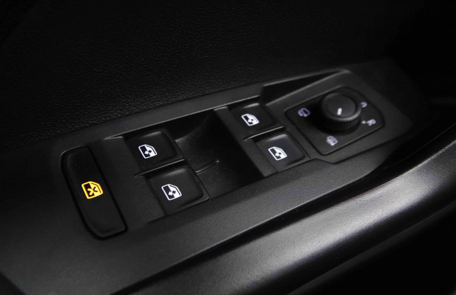 VOLKSWAGEN_VOLKSWAGEN_T_CROSS_2651981_19.jpg VOLKSWAGEN_VOLKSWAGEN_T_CROSS_2651981_19.jpg