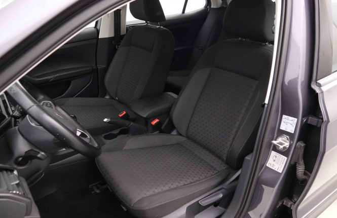 VOLKSWAGEN_VOLKSWAGEN_T_CROSS_2651981_6.jpg VOLKSWAGEN_VOLKSWAGEN_T_CROSS_2651981_6.jpg