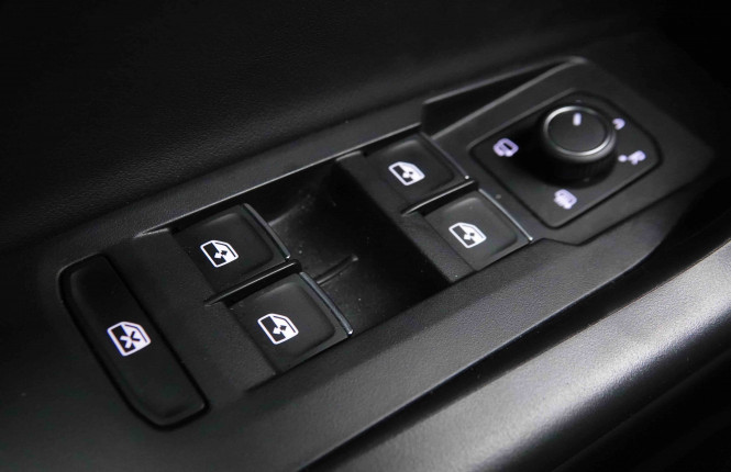 VOLKSWAGEN_VOLKSWAGEN_T_CROSS_2652365_19.jpg VOLKSWAGEN_VOLKSWAGEN_T_CROSS_2652365_19.jpg