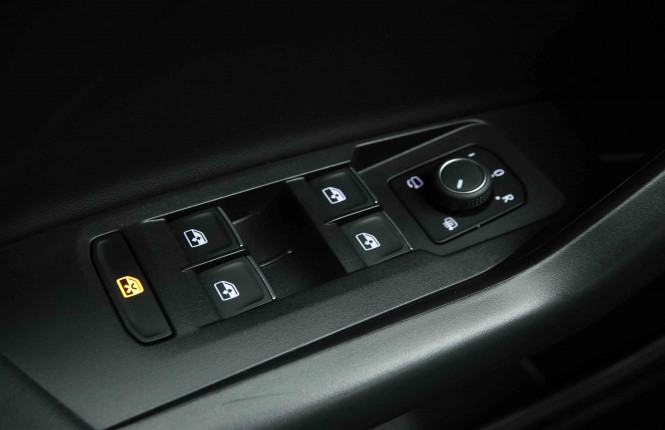 VOLKSWAGEN_VOLKSWAGEN_T_CROSS_2653072_20.jpg