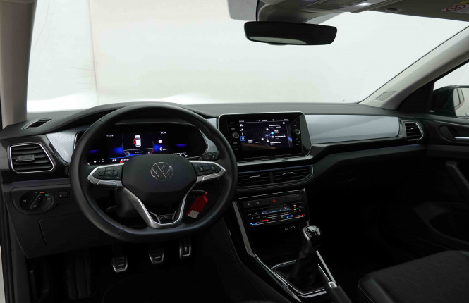 VOLKSWAGEN_VOLKSWAGEN_T_CROSS_2653072_7.jpg