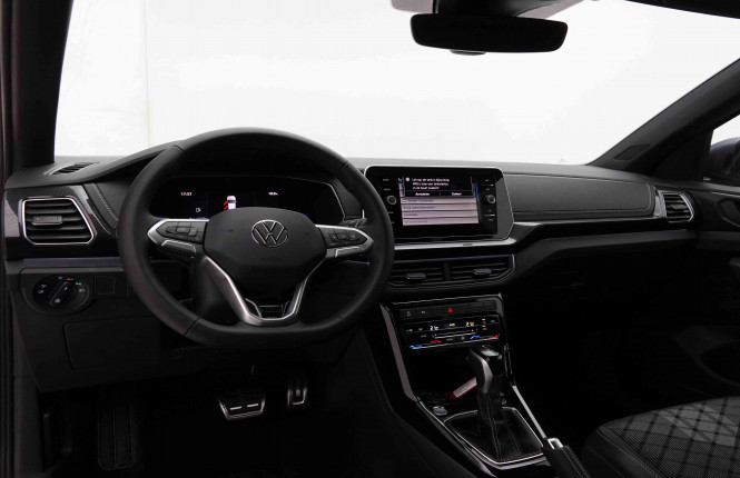VOLKSWAGEN_VOLKSWAGEN_T_CROSS_2653182_7.jpg