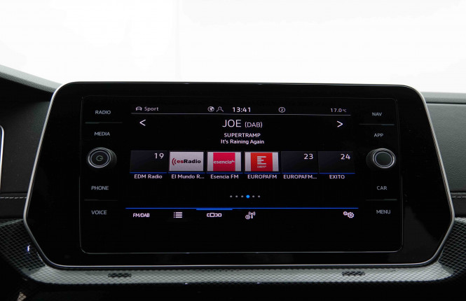 VOLKSWAGEN_VOLKSWAGEN_T_CROSS_2653242_37.jpg