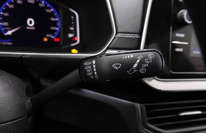 VOLKSWAGEN_VOLKSWAGEN_T_CROSS_2653242_65.jpg