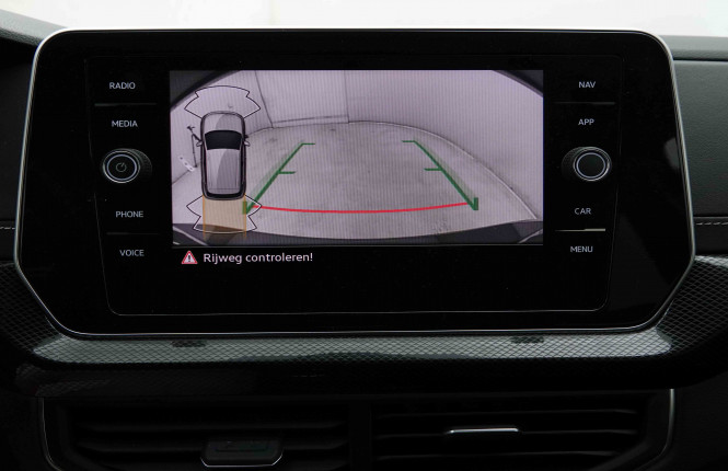 VOLKSWAGEN_VOLKSWAGEN_T_CROSS_2653244_10.jpg
