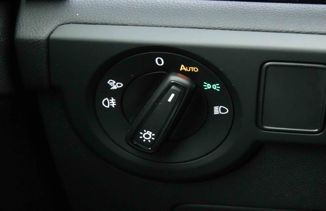 VOLKSWAGEN_VOLKSWAGEN_T_CROSS_2653244_18.jpg