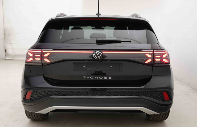 VOLKSWAGEN_VOLKSWAGEN_T_CROSS_2653244_27.jpg