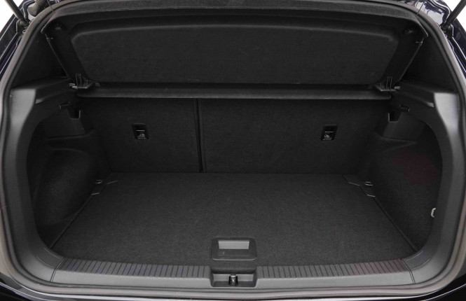 VOLKSWAGEN_VOLKSWAGEN_T_CROSS_2653244_5.jpg