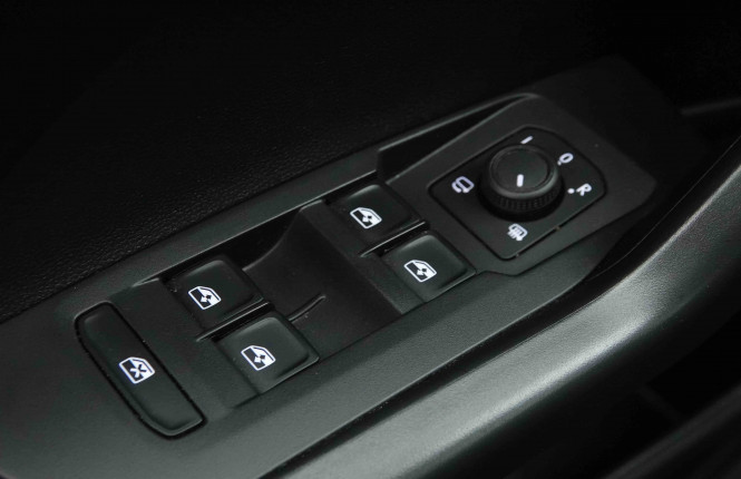 VOLKSWAGEN_VOLKSWAGEN_T_CROSS_2653621_19.jpg VOLKSWAGEN_VOLKSWAGEN_T_CROSS_2653621_19.jpg