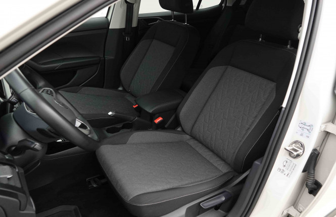 VOLKSWAGEN_VOLKSWAGEN_T_CROSS_2653621_6.jpg VOLKSWAGEN_VOLKSWAGEN_T_CROSS_2653621_6.jpg