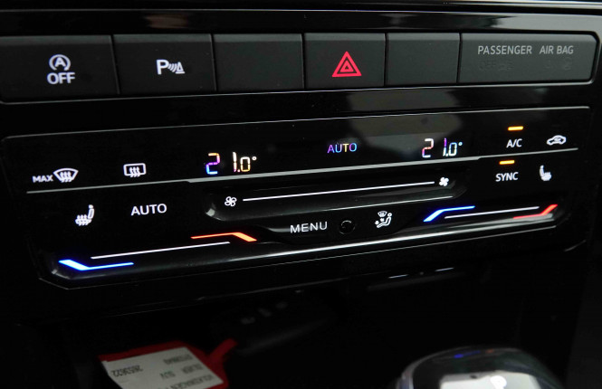 VOLKSWAGEN_VOLKSWAGEN_T_CROSS_2653622_12.jpg