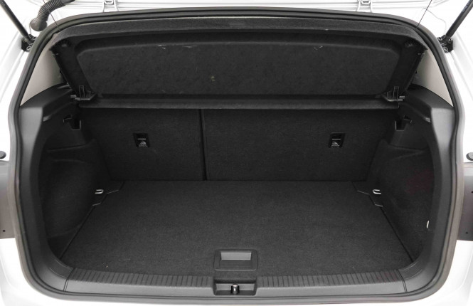 VOLKSWAGEN_VOLKSWAGEN_T_CROSS_2653622_5.jpg